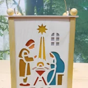 Weihnachtslaterne-Krippe-deutsch